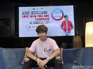 Harris J Sapa Penggemarnya di Indonesia Harris J Sapa Penggemarnya di Indonesia