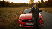 Orang Tertua yang Masih Gemar Nyetir Ford Mustang
