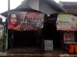 Yu Djum Dimakamkan Siang Ini di Dusun Karangasem Sleman