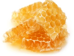 Penjelasan Kenapa Madu Dianggap Sebagai Antibiotik Alami yang Ampuh