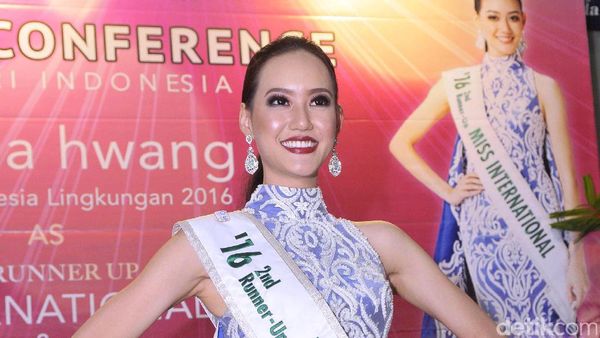 Cantiknya Felicia Hwang, Miss Best Dresser 2016