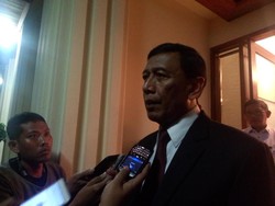Soal Surat Arahan Jokowi ke Pejabat, Wiranto: Lebih Baik Disuguhi Prestasi