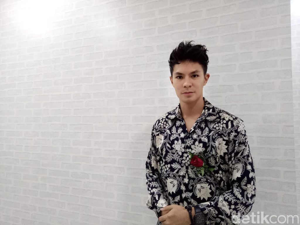 Fero Walandouw Mau Ajak Susan Sameh Liburan ke Jepang Fero Walandouw Mau Ajak Susan Sameh Liburan ke Jepang