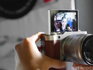 Yuk, Selfie dengan Mirrorless Fujifilm X-A3