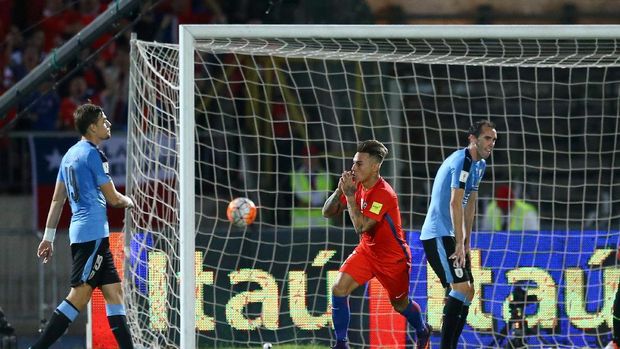 Dua Gol Sanchez Antar Chile Taklukkan Uruguay 3-1