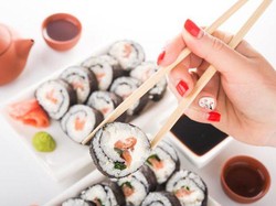 Saat Makan Sushi di Restoran, Perhatikan 8 Hal Penting Ini (2)