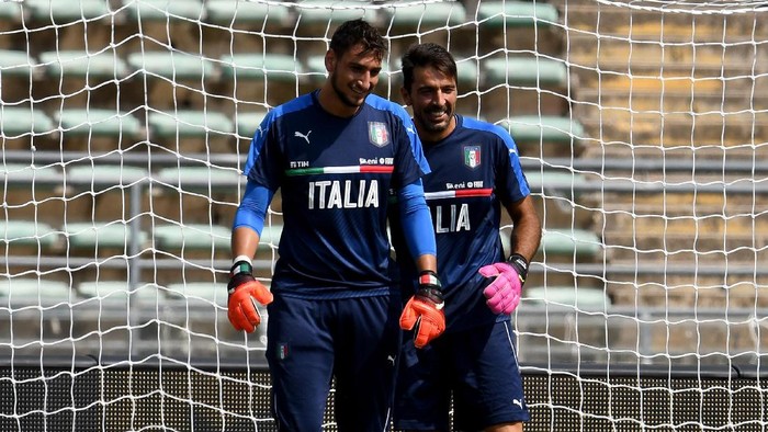 Karier Donnarumma di Timnas Italia Tergantung Buffon