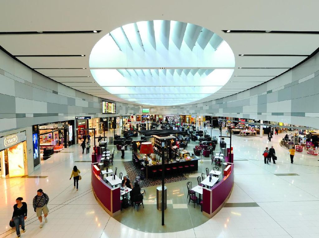 Bandara Sydney Hadapi Hari Tersibuk Sejak 2020