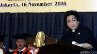 Rachmawati Berikan Orasi Ilmiah di Wisuda Sarjana XIV UBK