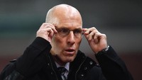 3. Bob Bradley. Pelatih asal Amerika Serikat ini menangani Swansea City pada Oktober-Desember 2016. Ia dilepas usai tujuh kali kalah dalam 11 laga. Masa kerjanya cuma bertahan 84 hari. Foto: Michael Regan/Getty Images