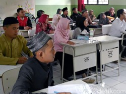 664 Orang Ikuti Seleksi Guru Kajian Alquran dan Kitab Keagamaan di Purwakarta