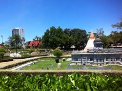 Keliling Dunia Sehari di Taman Mini Thailand