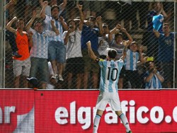 Free Kick Brilian Messi yang Melambungkan Argentina