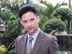 Lucky Perdana, Aktor Sekaligus Juventini yang Legowo