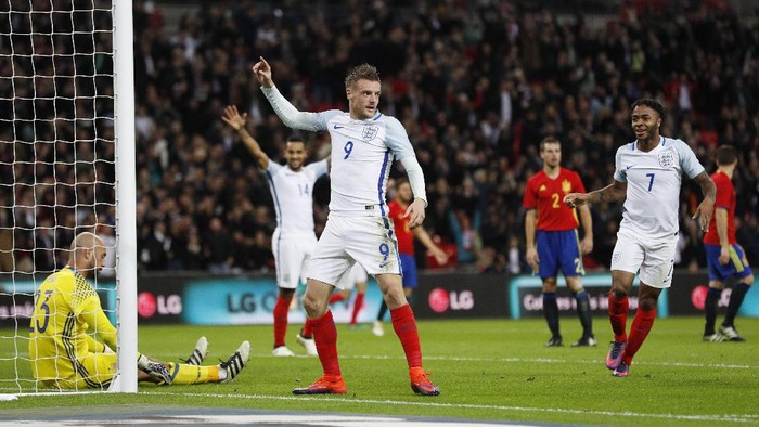 Gaya Mematung Vardy Usai Akhiri Puasa Gol