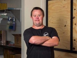 Melihat Kafe Magang Kaum Difabel di Newcastle NSW Australia