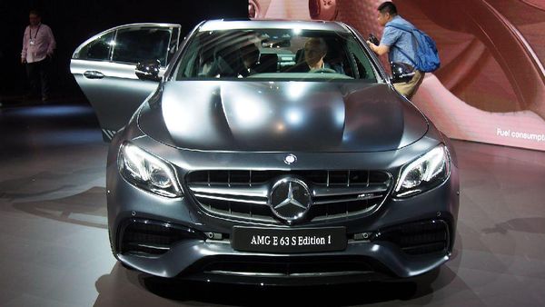 Mobil Mercy yang Jago Ngesot