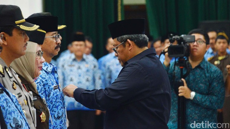 Gubernur Jabar Kukuhkan Tim Saber Pungli