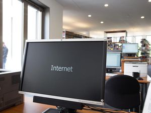 Top 10 Dunia! 72 Juta Orang Indonesia Belum Terkoneksi Internet di Awal 2025 Top 10 Dunia! 72 Juta Orang Indonesia Belum Terkoneksi Internet di Awal 2025