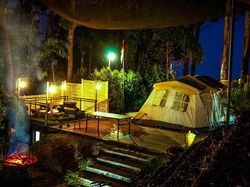 3 Lokasi Camping Anti Ribet untuk Healing Akhir Pekan 3 Lokasi Camping Anti Ribet untuk Healing Akhir Pekan
