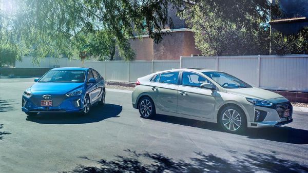 Hyundai Ioniq Jadi Mobil Otonom