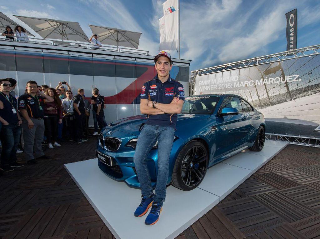 Menang Penghargaan, Marc Marquez Bawa Pulang BMW M2 Coupe