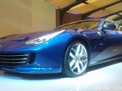 Ini Bedanya GTC4Lusso dengan Ferrari Lainnya