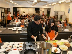 Lewat Gado-Gado, Promosi Pariwisata Indonesia di Korsel Laris Manis