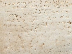 Lempeng Sepuluh Perintah Tuhan Dilelang di Amerika Serikat