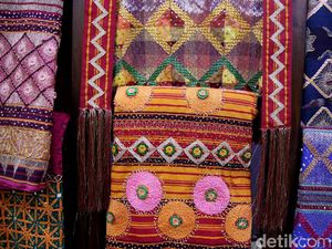 Selain Keripik Pisang, Ini 7 Oleh-oleh Khas Lampung yang Berkesan Selain Keripik Pisang, Ini 7 Oleh-oleh Khas Lampung yang Berkesan