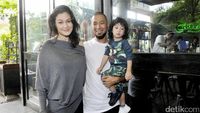 Happy Family! Marcel Siahaan Bersama Keluarganya
