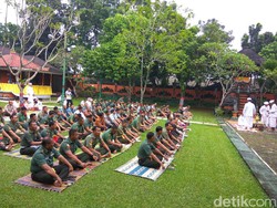 Umat Hindu dan Anggota TNI Doa Bersama Keutuhan NKRI di Cijantung