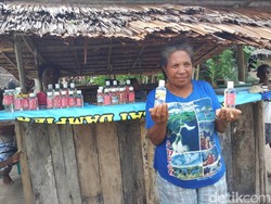 Keramahan Warga Desa Yenbuba yang Bikin Betah Liburan di Raja Ampat