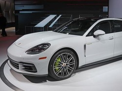 Porsche Panamera Usung New V6 Turbo