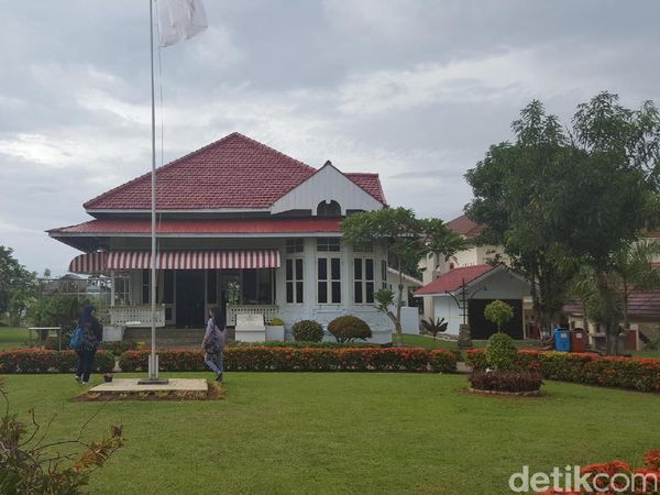 Seperti Apa Isi Rumah Pengasingan Bung Karno di Bengkulu?