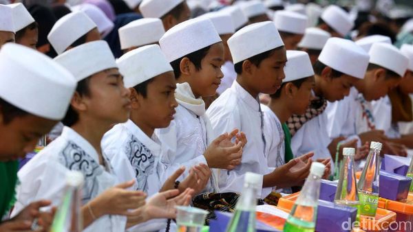 TNI-Polri Gelar Doa Bersama di Monas