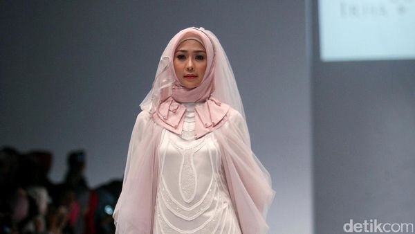 Irna Laperle by Irna Mutiara