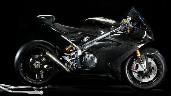 Norton yang Menggendong Mesin V4 1.200 cc