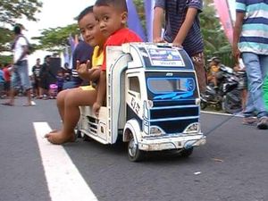 Konvoi 5000 Truk Mini di Malang Telorkan Rekor Muri