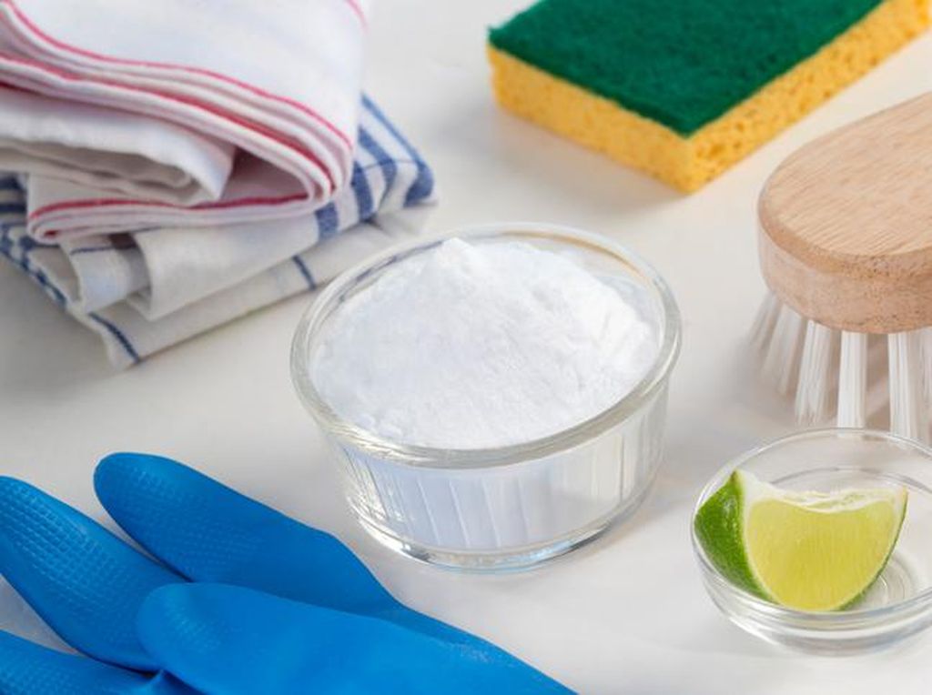 Selain Bikin Kue Jadi Renyah, Soda Kue Ampuh Bersihkan 10 Peralatan Ini (1)