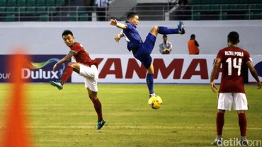 Membedah Keroposnya Lini Pertahanan Timnas Indonesia Saat Lawan Thailand
