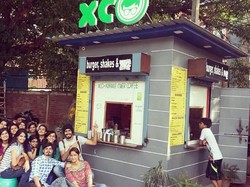 Tak Punya Uang? Cukup Tukarkan Buku untuk Dapatkan Makanan Gratis di Kafe Ini