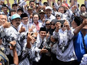 Di Depan Guru, Wagub Jatim: Presiden di Masa Depan Ada di Tangan Guru