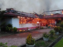 Polda Kalbar: Seluruh Surat Berharga di Kantor Bupati Melawi Terbakar