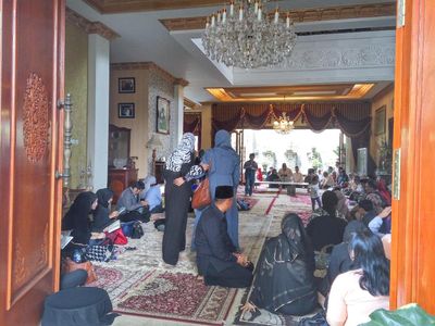 Sutan Bhatoegana Tutup Usia