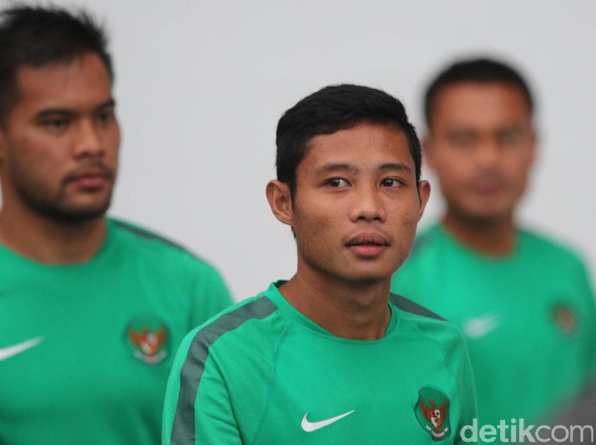 Evan Dimas Darmonoi saat memperkuat timnas Indonesia di Piala AFF 2016. (Foto: Rachman Haryanto/detikcom)