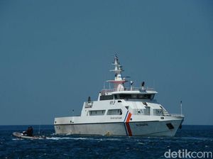 Kemenhub Kerahkan Kapal Patroli Cari Korban Tabrakan Kapal di Tuban