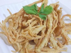 Bikin Jamur Goreng Pedas Renyah untuk Camilan