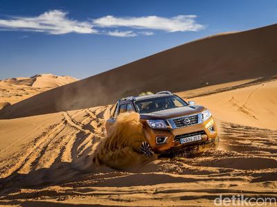 Adu Ganteng Monster-monster Offroad