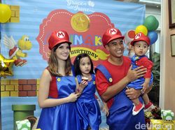 Bertemakan Mario Bros, Nia Ramadhani Rayakan Ultah Anak dengan Meriah